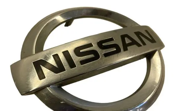 Manufacturer badge logo/emblem