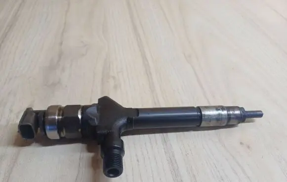 Mazda 6 Fuel injector RF7J13H50
