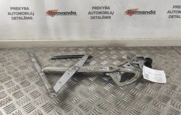 Toyota RAV 4 (XA20) Front door window regulator with motor 8571042070 2621000940