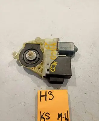 Seat Cordoba (6L) Front door window regulator motor 987088100 986036107 7746015600