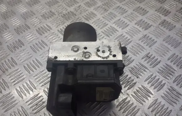 Toyota Avensis T250 ABS Pump 89541-05090
