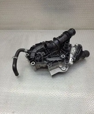 Volvo XC40 Water pump 32208947 P32208947