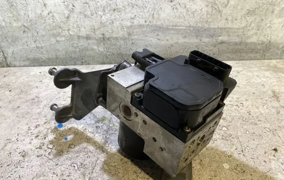 Mercedes-Benz S W220 ABS Pump A0044314612