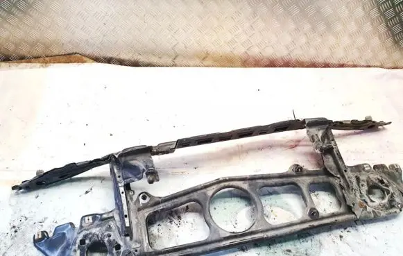 BMW 5 E39 Radiator support slam panel