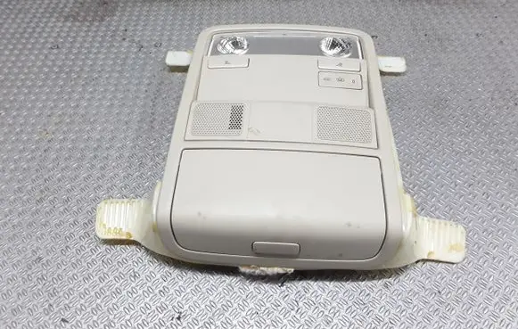 Volkswagen PASSAT B7 USA Front seat light 1K0947133E