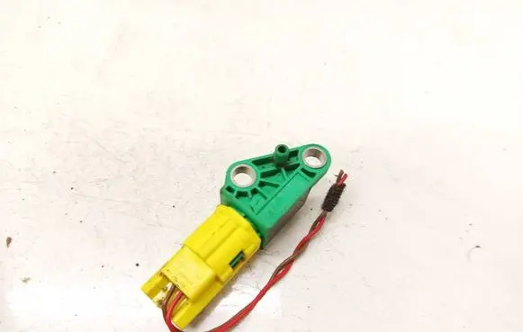 Skoda Octavia Mk2 (1Z) Airbag deployment crash/impact sensor 1K0909606D