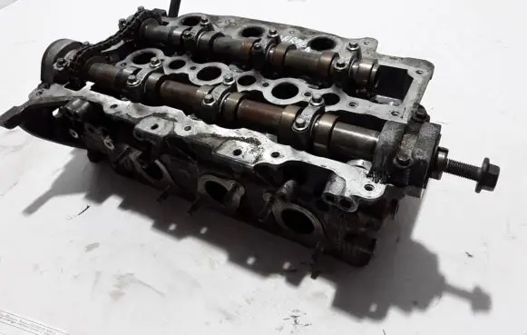 Land Rover Range Rover L405 Engine head LR083672