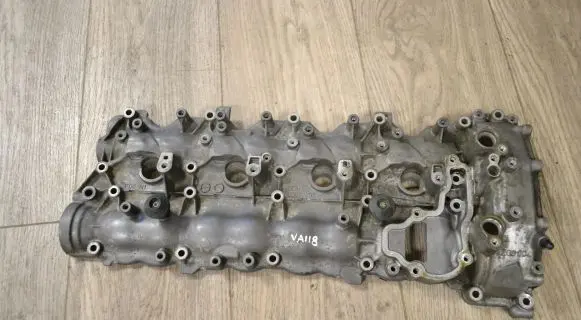 Mercedes-Benz GLS X166 Rocker cam cover A2780161105
