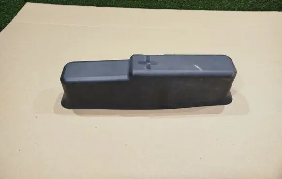 Volkswagen Crafter Wiper trim 7C0955737
