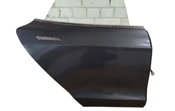 Tesla Model S Rear door