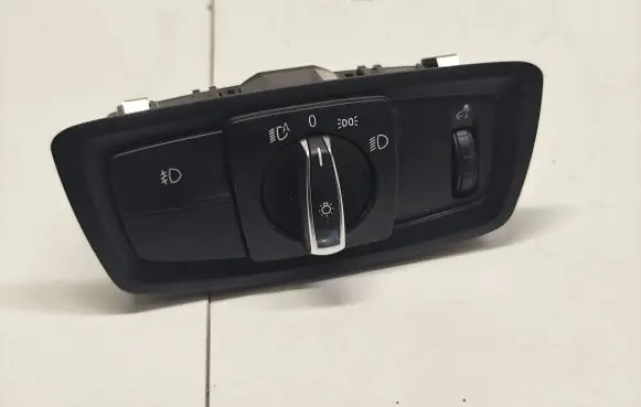 BMW X1 F48 F49 Light switch 6847518 18347910