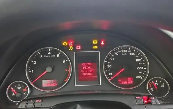 Speedometer (instrument cluster)
