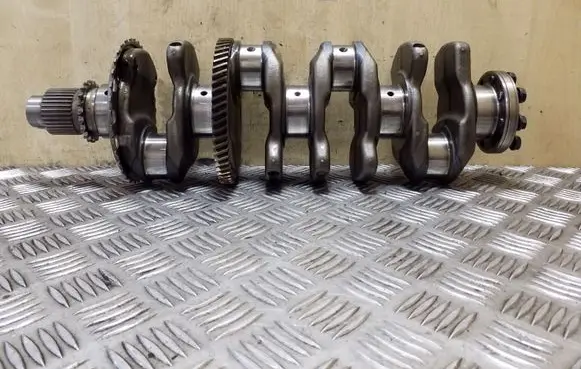 Toyota Avensis T250 Crankshaft 