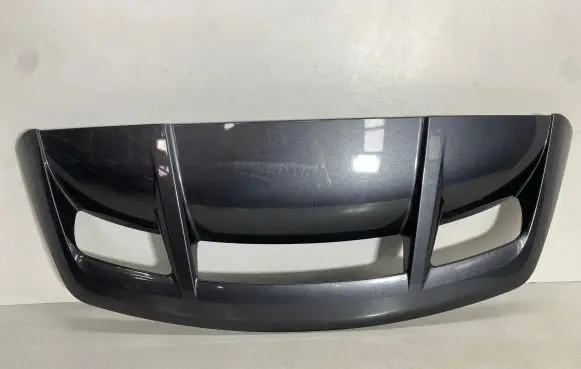 Tailgate/trunk spoiler
