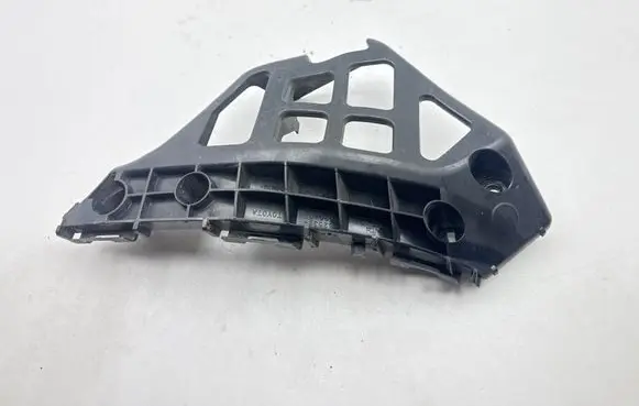 Toyota Auris E180 Front bumper mounting bracket 5253602040