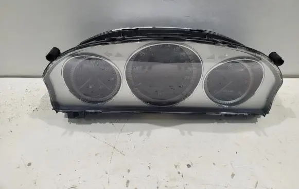 Mercedes-Benz GLK (X204) Speedometer (instrument cluster) A2044400211