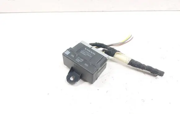 Volvo V70 Seat heating relay 30795503 211885