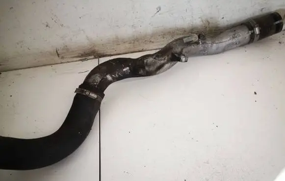 Toyota Verso Intercooler hose/pipe