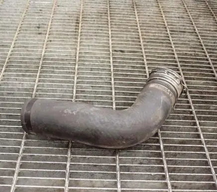 Toyota Verso-S Intercooler hose/pipe 130410