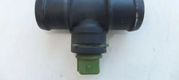Volkswagen Multivan T4 Engine coolant pipe/hose 3232T