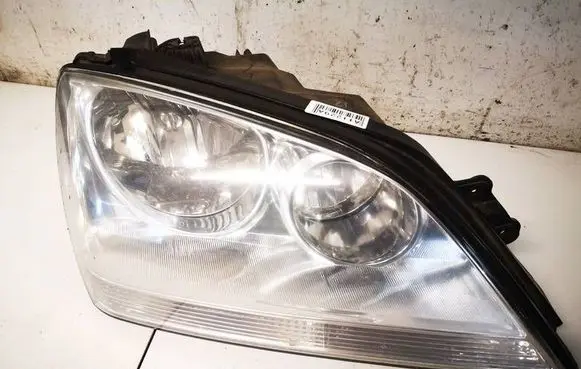 KIA Sorento Headlight/headlamp 