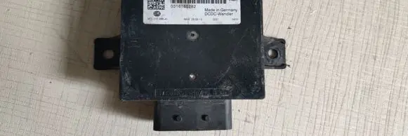 Volkswagen PASSAT CC Voltage converter/converter module 3AA919041