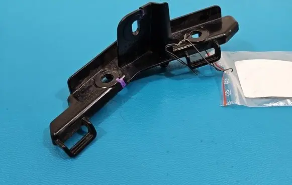 BMW iX1 Front bumper mounting bracket 9883592 IMPRK1572392