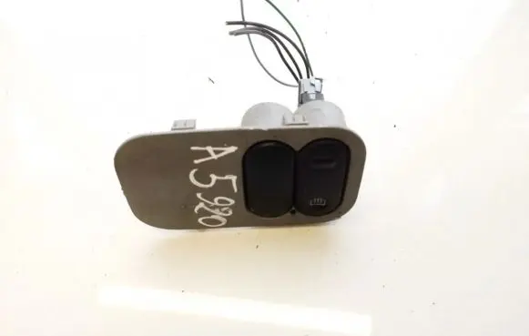 Renault Kangoo I Windscreen/window heater switch 8200091748