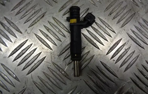 Opel Zafira B Fuel injectors set 55353806