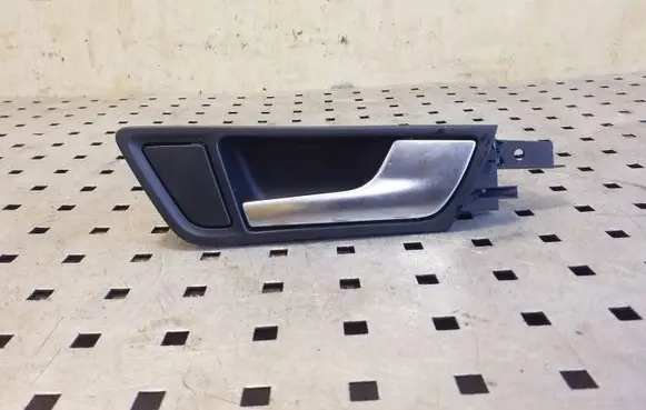 Audi Q5 SQ5 Rear door interior handle 8R0839020