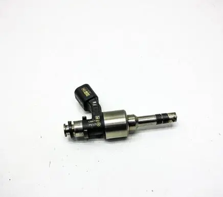 Chevrolet Camaro Fuel injector 12647362