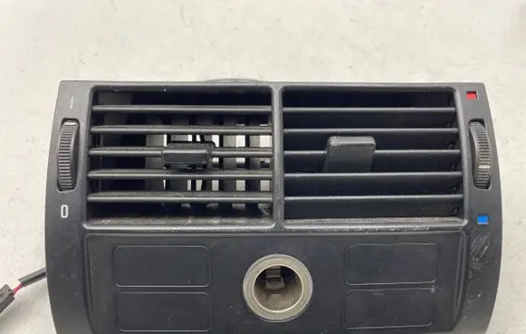 BMW X5 E53 Rear air vent grill 8370911 8370910 8409081