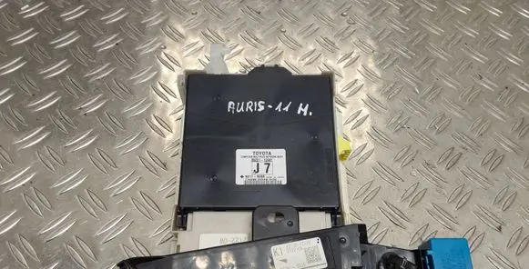 Toyota Auris 150 Other control units/modules 8922112481 8273012T70