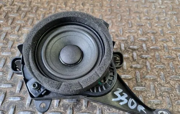 Volvo XC60 Headliner speaker 31456872 31438279