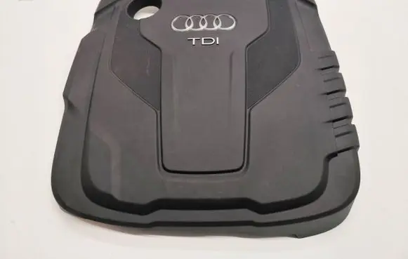Audi A6 S6 C7 4G Engine cover (trim) 04L103925AL