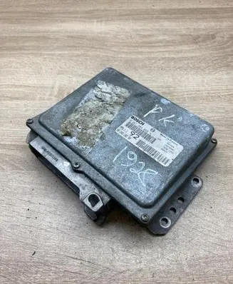Peugeot 406 Engine control unit/module ECU 9624518180 0261204066