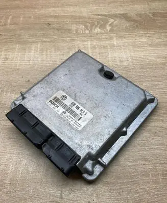 Volkswagen PASSAT B5 Engine control unit/module ECU 038906019A 0281001691