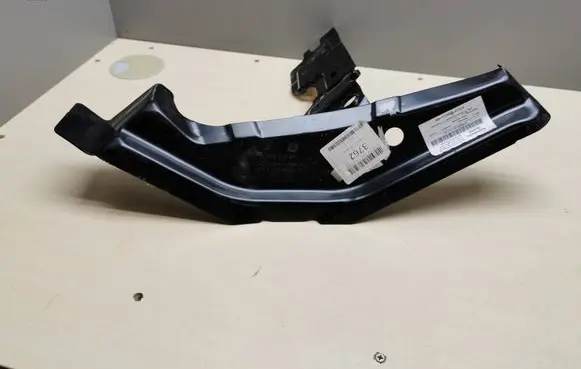 Porsche Macan (95B) Other engine bay part 95B805529 95B805871 ZZ07601L