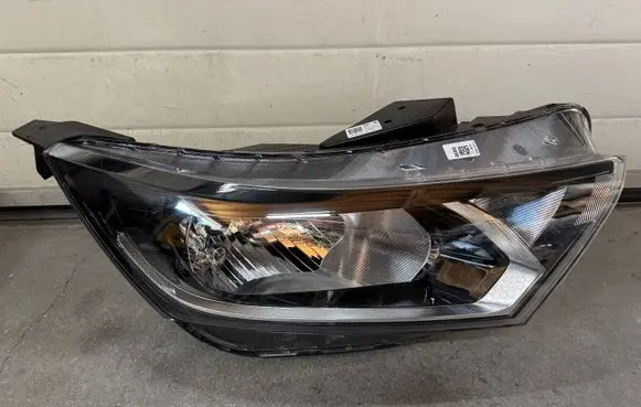 Hyundai i20 (BC3 BI3) Headlight/headlamp 92102Q0000
