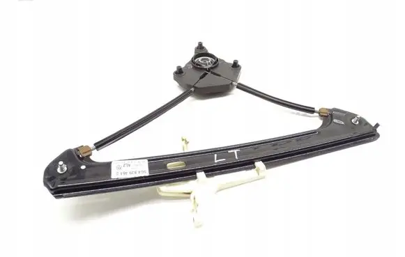 Volkswagen Golf VII Rear door window regulator with motor 5G4839461C
