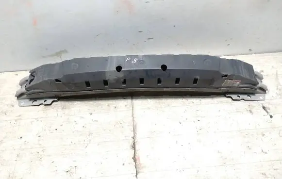 Volvo V70 Front bumper cross member 30791152 30763390