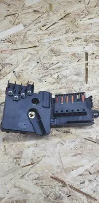 Mercedes-Benz E W211 Fuse module A211546