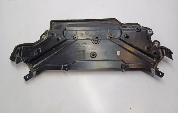 Land Rover Discovery 5 Heat shield in engine bay HPLA10B812AC