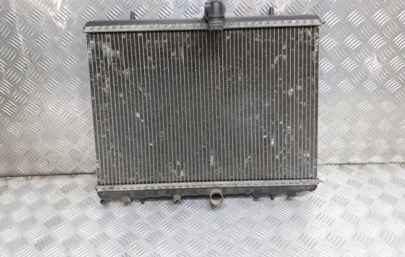 Peugeot 807 Coolant radiator