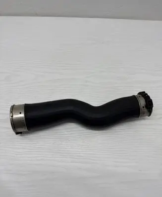 BMW 5 F10 F11 Intercooler hose/pipe 301021502882186