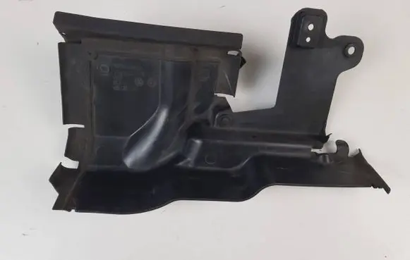 Volvo XC70 Intercooler air guide/duct channel 31323244 M0N7A