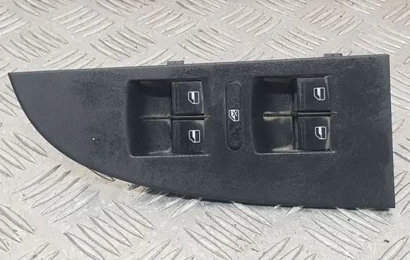 Seat Leon (1P) Electric window control switch 1K4959857B
