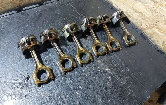 BMW 5 E39 Piston with connecting rod 11251432802