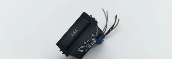 Traction control (ASR) switch