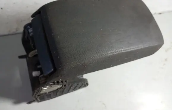 Skoda Octavia Mk2 (1Z) Armrest 1Z0864207C 200812101331 903229569